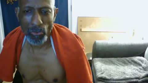 Ebony DeafGuy online show from 08.01.26
