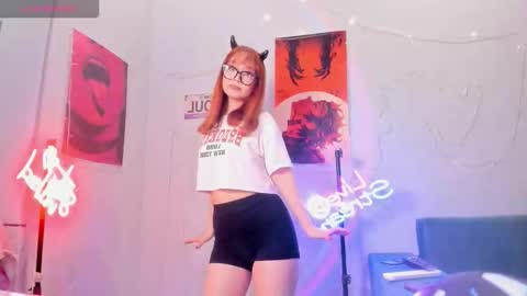 Snapshot of leehaeun7 chatting on 02.07.26 Lee Haeun online show from 02.07.26