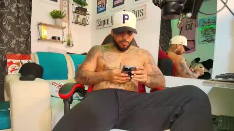 leenar_key online show from 11.14.25