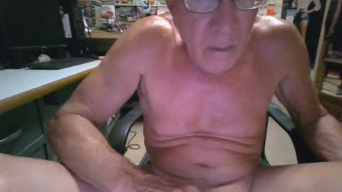 Snapshot of leezimmerman200 chatting on 07.15.26 leezimmerman200 online show from 07.15.26