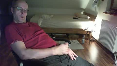 Snapshot of lefti27 chatting on 01.19.25 Dave online show from 01.19.25