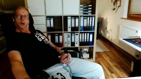 Snapshot of lefti27 chatting on 06.14.26 Dave online show from 06.14.26