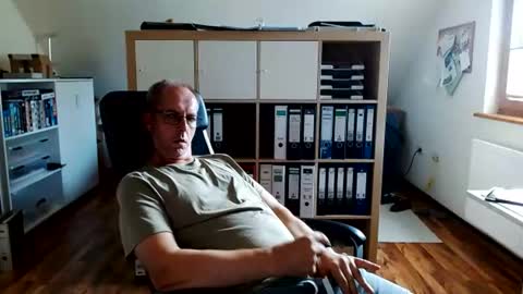 Snapshot of lefti27 chatting on 06.22.26 Dave online show from 06.22.26