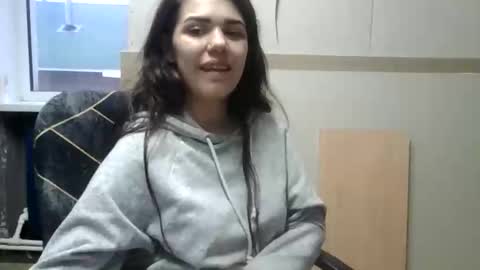 Liya online show from 04.13.26