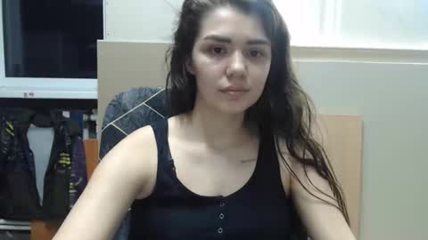 Liya online show from 04.14.26