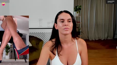 Elle  online show from 09.14.25