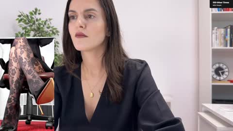 Elle  online show from 11.11.25