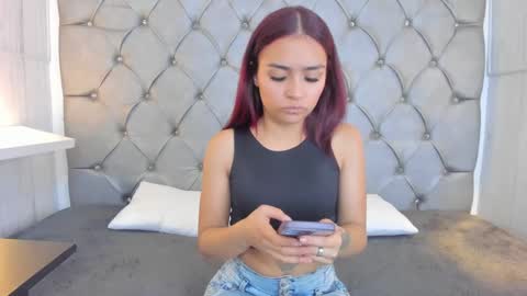 Snapshot of leigh_angels chatting on 02.13.25 LEIGH ANGELS online show from 02.13.25