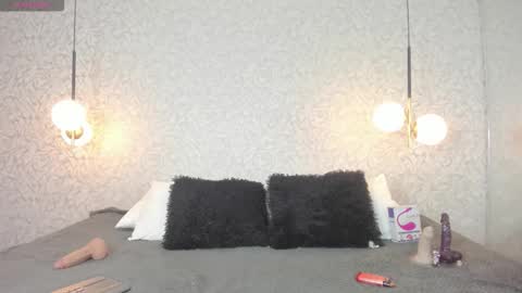 Snapshot of leigh_angels chatting on 09.23.25 LEIGH ANGELS online show from 09.23.25