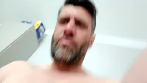 leightimmins001 online show from 04.17.26