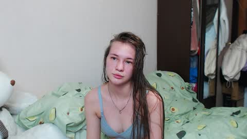 leila_bambi online show from 01.19.25