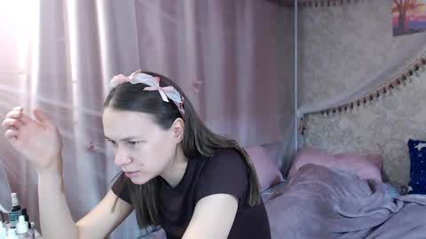 Snapshot of leila_bambi chatting on 04.02.26 leila_bambi online show from 04.02.26