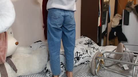 leila_bambi_ online show from 12.23.24