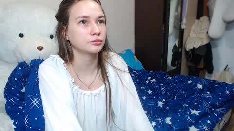 leila_bambi_ online show from 01.28.25