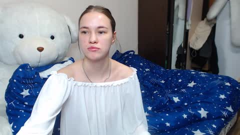 leila_bambi_ online show from 01.28.25