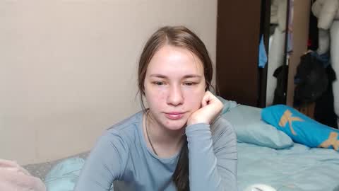 leila_bambi_ online show from 02.16.25