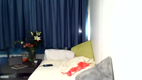 Leila online show from 12.16.24