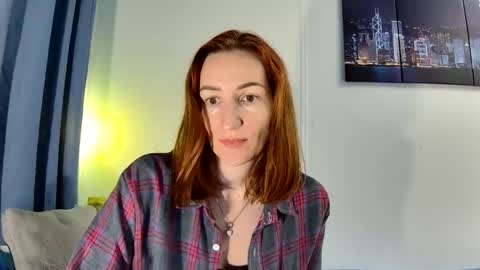 Snapshot of leila_cam18hot chatting on 05.29.26 leila_cam18hot online show from 05.29.26