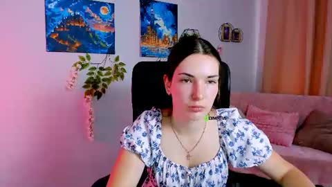 Snapshot of leila_moon_ chatting on 07.06.26 Leila online show from 07.06.26