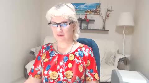 Leila Kinky online show from 02.28.25