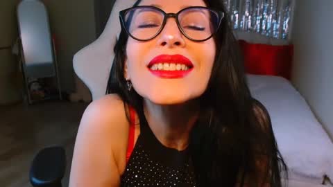 leilamurray online show from 02.04.25