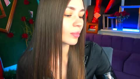 Leila Rai online show from 11.27.25