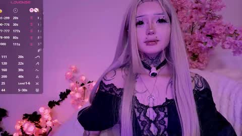 Snapshot of lein_bone chatting on 02.12.26 Lein online show from 02.12.26