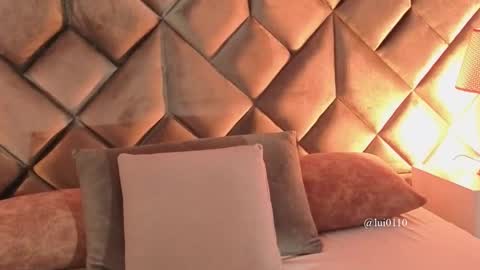 Leizathompson online show from 02.11.26