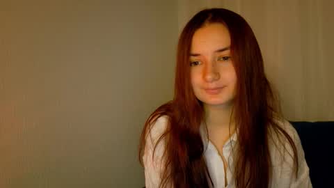 Snapshot of lelia_vibe chatting on 10.20.25 Lelia online show from 10.20.25