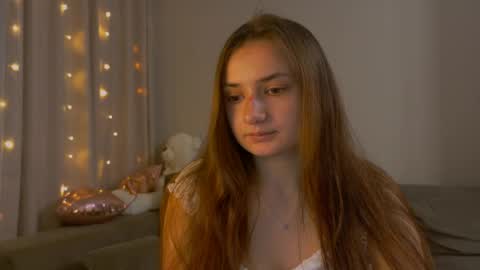 Snapshot of lelia_vibe chatting on 05.11.26 Lelia online show from 05.11.26