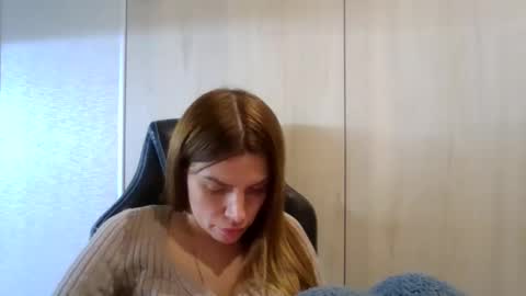 lena6122000 online show from 10.15.25