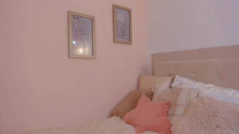 lena_luthor online show from 10.30.25