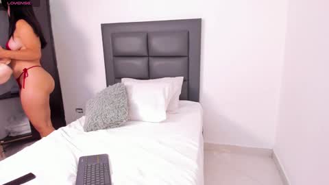 Lena Rousseau  online show from 02.07.25