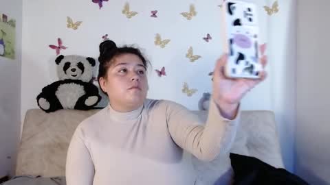 Snapshot of lena_turner_ chatting on 02.01.26 Lena online show from 02.01.26