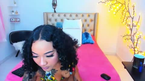 Lena  online show from 10.01.25