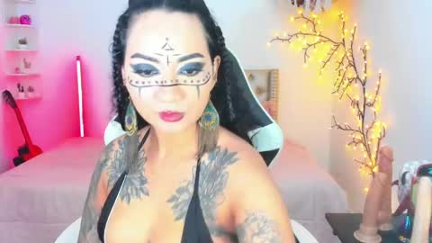 Snapshot of lenastylesoa chatting on 05.16.26 Lena online show from 05.16.26
