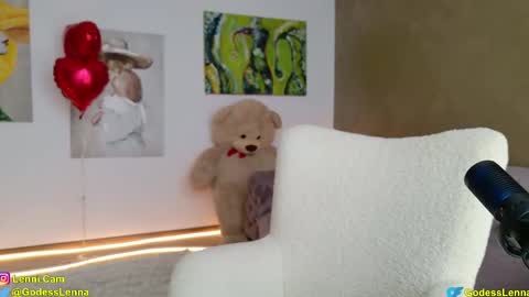 Lenna Goddess online show from 02.18.25