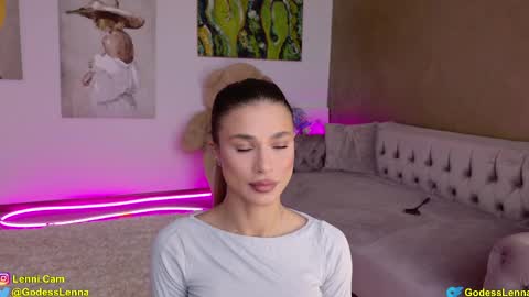 Lenna Goddess online show from 02.27.25