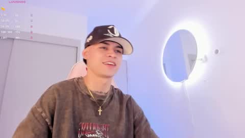 Snapshot of lennercollins_ chatting on 11.27.25 Lenner INDEPENDENT MODEL online show from 11.27.25