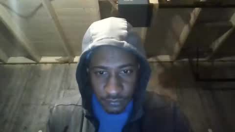 leo199984 online show from 10.28.25