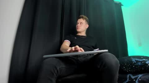 Yesid online show from 02.05.25