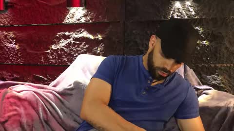 Leo  Diaz online show from 10.29.25