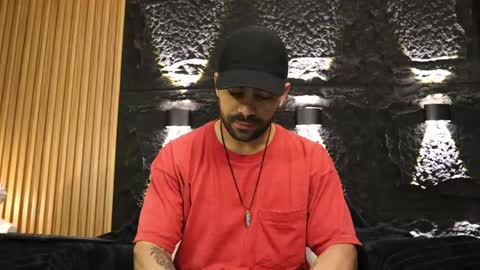 Snapshot of leo_diaz01 chatting on 05.02.26 Leo Diaz online show from 05.02.26