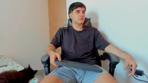 Leo Jones online show from 01.14.25