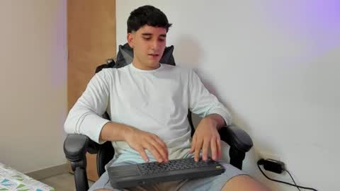 Leo Jones online show from 01.17.25