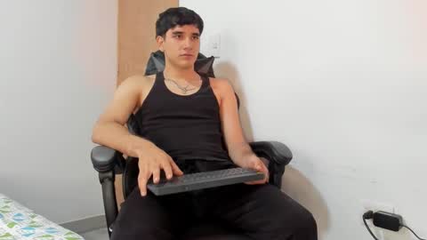 Leo Jones online show from 02.05.25