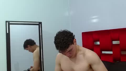 Snapshot of leo_morris chatting on 12.28.24 leo_morris online show from 12.28.24