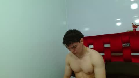 Snapshot of leo_morris chatting on 01.03.25 leo_morris online show from 01.03.25