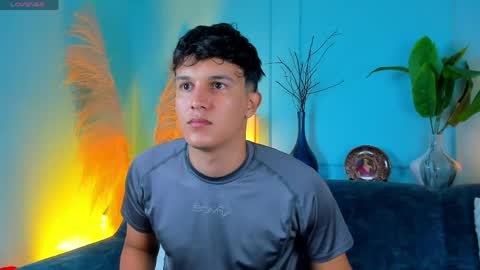 Snapshot of leo_savage_ chatting on 04.19.26 Leo online show from 04.19.26