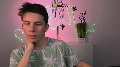 leo_valor online show from 12.17.25